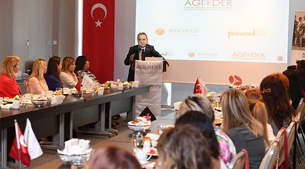 Başkan Böcek, İş Kadınlarına projelerini anlattı