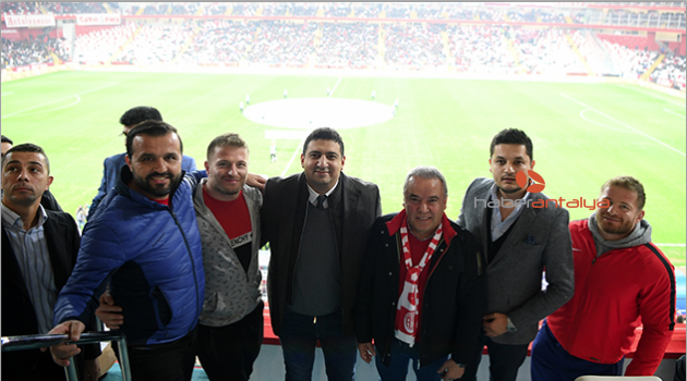 Başkan Böcek'ten Antalyaspor'a destek