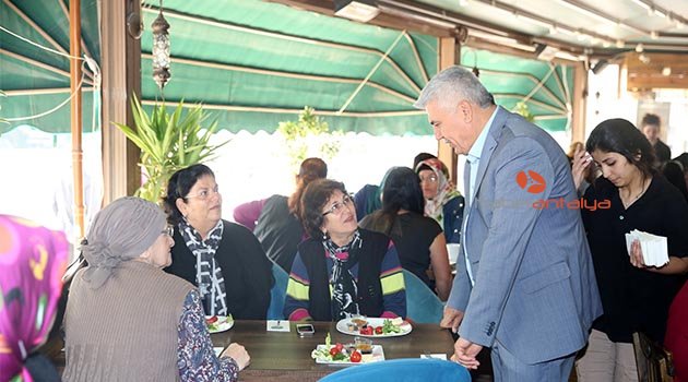 Başkan Çalık kadınlarla bir araya geldi
