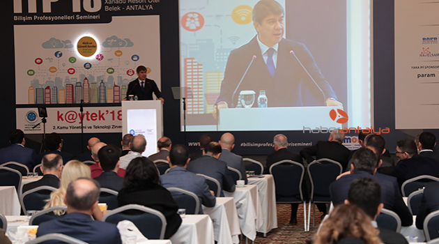 Başkan Türel ITB'18 Bilişim Semineri'ne katıldı