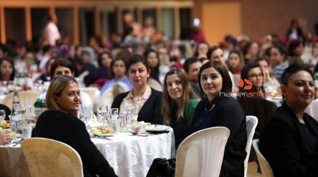 Başkan Türel, kadın çalışanlarıyla buluştu