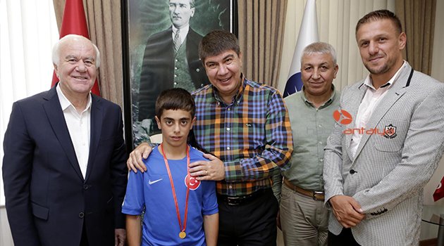 BAŞKAN TÜREL: TÜRKİYE'NİN İLK SPOR KOLEJİNİ KURACAĞIZ