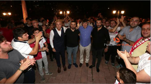 Başkan Türel'den taraftar gruplarına birlik çağrısı