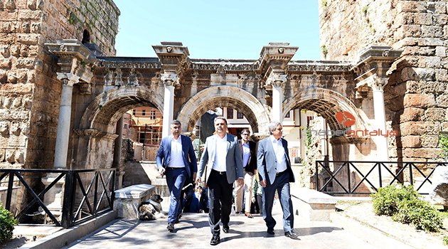 BAŞKAN UYSAL’DAN KALEİÇİ TRAFİĞE KAPATILSIN ÇAĞRISI