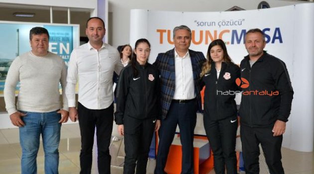 Başkan Uysal vatandaşları dinledi