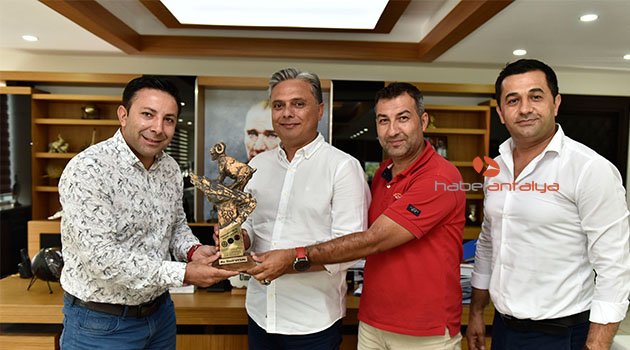Başkan Uysal: “Yörüklere destek olmaya devam edeceğiz”