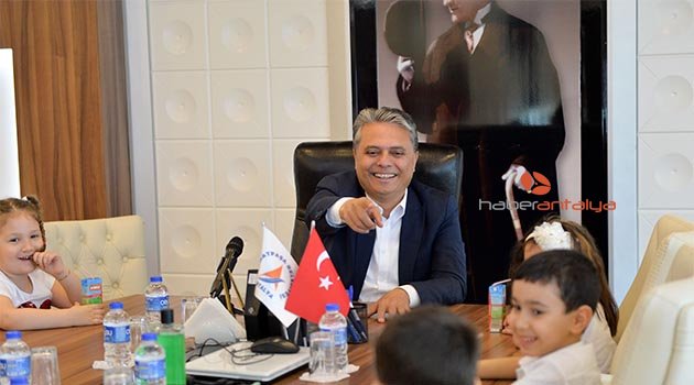 Başkan Uysal'a çocuklardan teşekkür