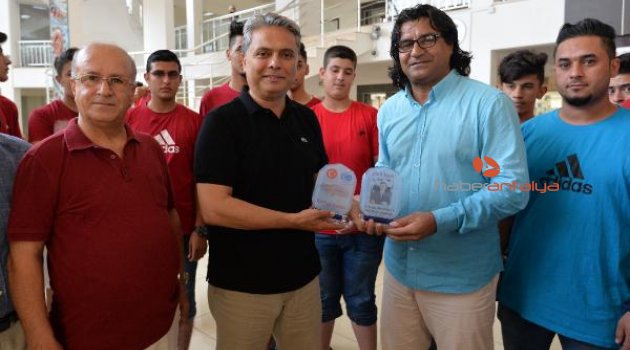 Başkan Uysal'a şiirli teşekkür