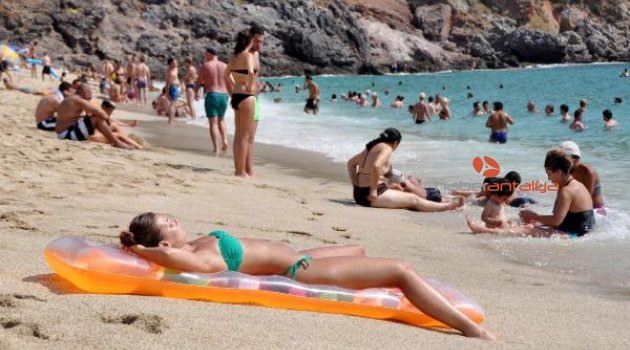 Bayramda Antalya otelleri yüzde 100 dolu