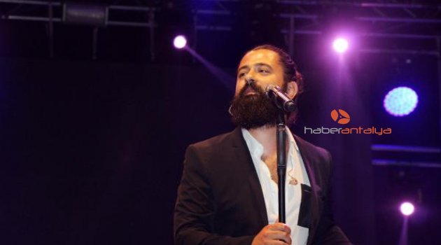 Bayramda konser bombardımanı