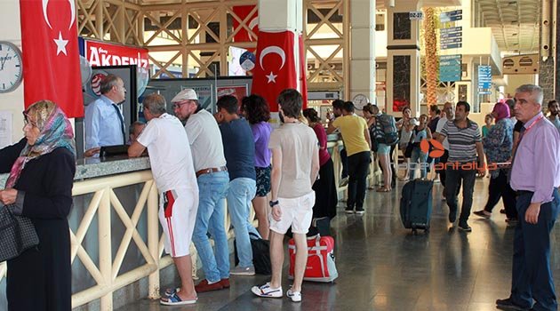 Bayram öncesi otobüs bileti telaşı