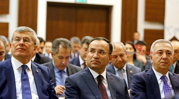 BEKİR BOZDAĞ: HUKUKA BAĞLI OLMAYAN VİCDAN BAĞIMSIZ OLAMAZ