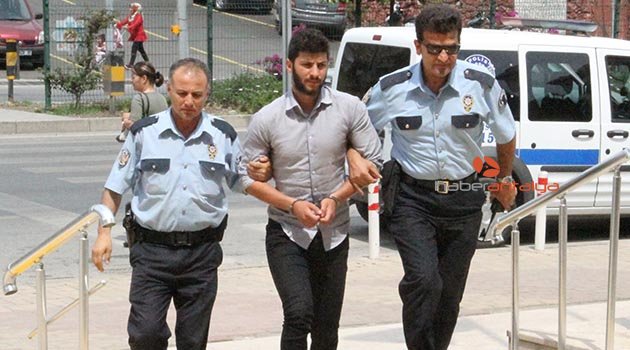 Bıçaklı saldırgan yakalandı