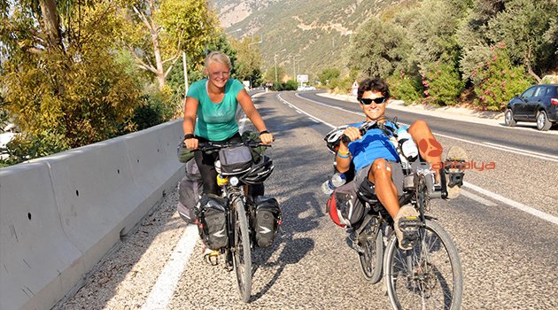 BİSİKLETLi GEZGİNLER ANTALYA’DA
