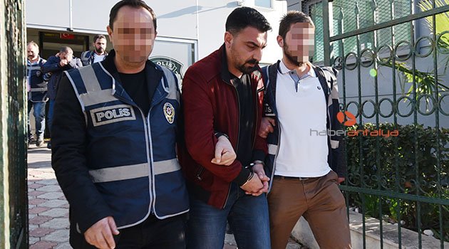 Bitcoin almaya gelen 2 kişinin 182 bin dolarını gasp ettiler