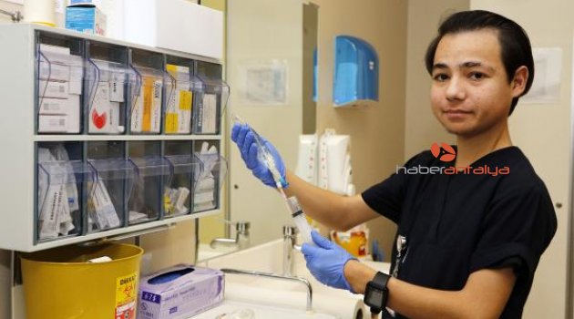 Böbrek naklinin yapıldığı hastanede hemşire oldu