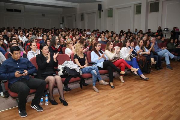 Buca'da, 'aşkın Dans Hali'