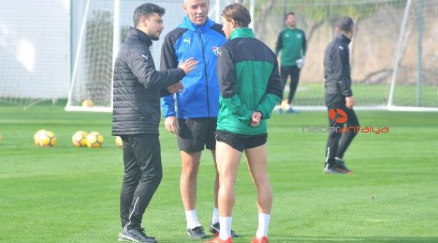 Bursaspor'da kampın yıldızı Yusuf Erdoğan