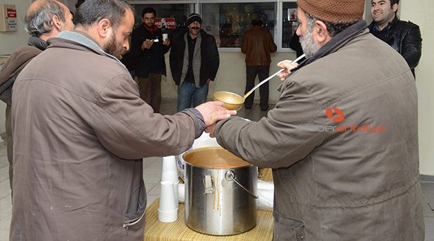 BÜYÜKŞEHİR FIRTINA'DA EVSİZLERİ UNUTMADI