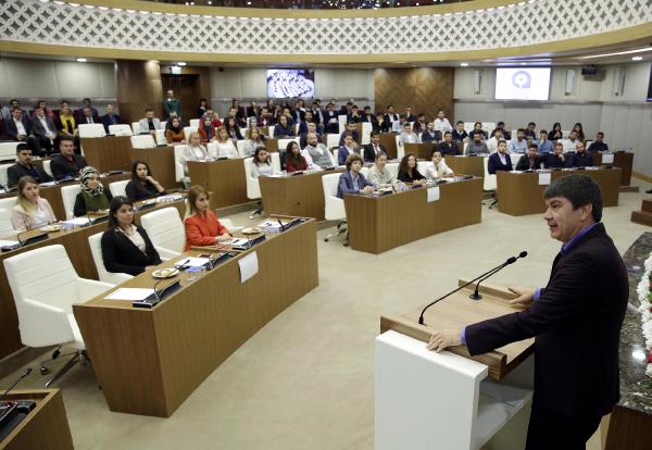 Büyükşehir Gençlik Meclisi İlk Toplantısını Yaptı