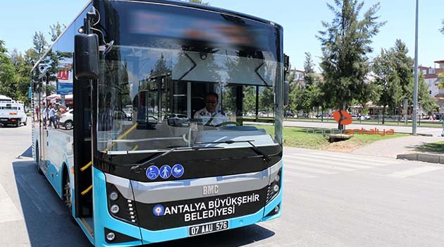 Büyükşehir günde 350 bin kişi taşıdı