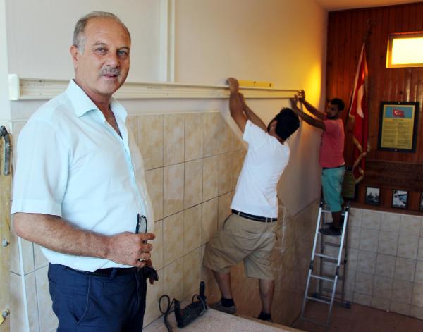 BÜYÜKŞEHİR KEMER'DE 4 OKULA EL ATTI