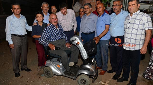 Büyükşehir'den engelli vatandaşa araç