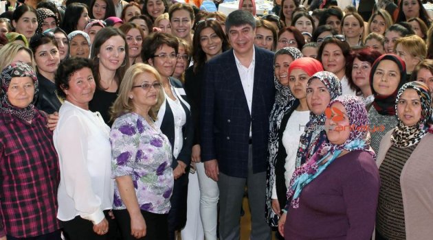 Büyükşehir'den kadınlara destek