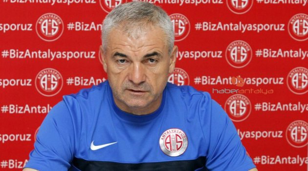 Çalımbay: “Eto’o sorunlarını sahaya taşımıyor”