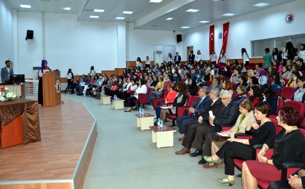 Çanakkale'de Her 100 Kadından 30'u Şiddet Görüyor