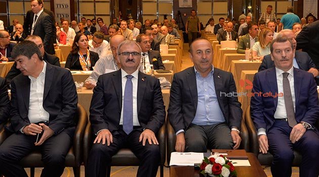 Çavuşoğlu: Turizm Bakanlığı kapatılmayacak