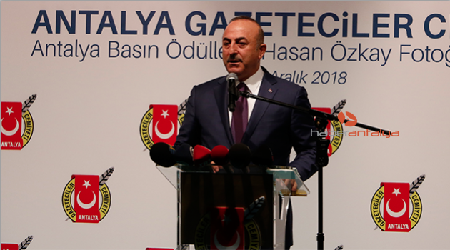Çavuşoğlu: Vandalizme karşıyız ama Fransız polisinin kullandığı aşırı güç gerçekten ibretlik