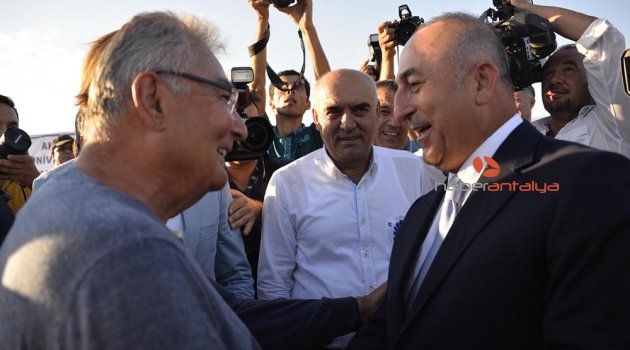 ÇAVUŞOĞLU VE BAYKAL ARASINDA İLGİNÇ DİYALOG