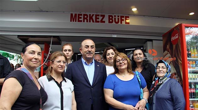 Çavuşoğlu'ndan esnaf ziyareti