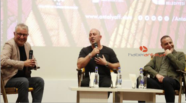 Cem Yılmaz: En sevdiğim karakterlere Şener Şen hayat verdi