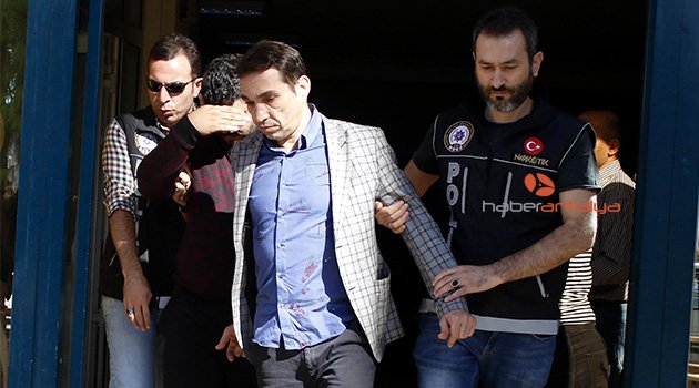 Cenaze aracıyla uyuşturucu taşıdılar