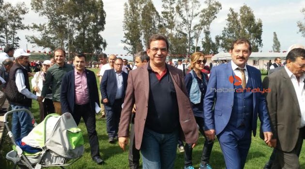 ÇETİN OSMAN BUDAK: “YÖRÜKLER BİRLİK VE BERABERLİĞİN TEMİNATI”
