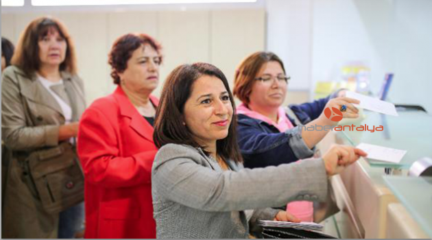 Cezaevlerindeki kadınlara mektup gönderdiler