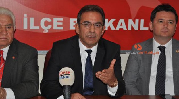 CHP'li Budak'tan Tezcan'a soruşturma tepkisi: Ülkede hukuk yok