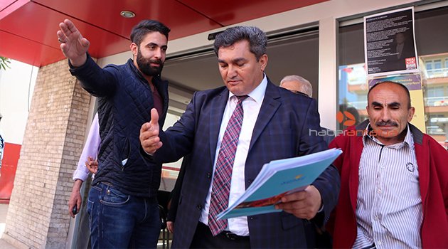 CHP'Lİ ESKİ İLÇE BAŞKANI İL BİNASINA ALINMADI