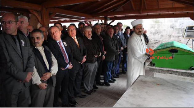 CHP'nin olası adayları cenazede buluştu