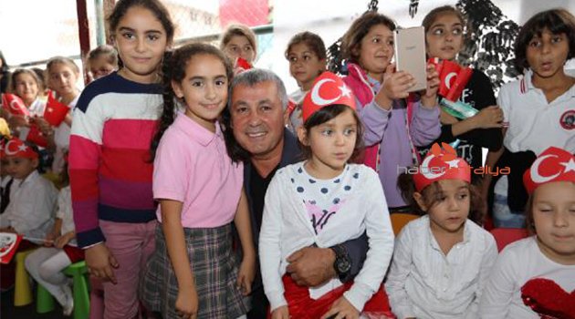 Çocuklar Başkan Sözen'le bayramı kutladı