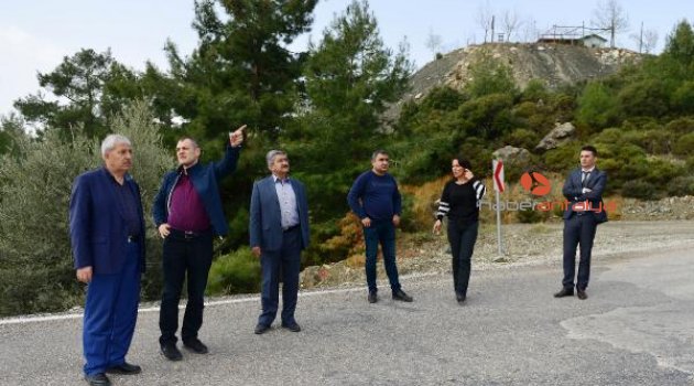 Çöken yola alternatif aranıyor