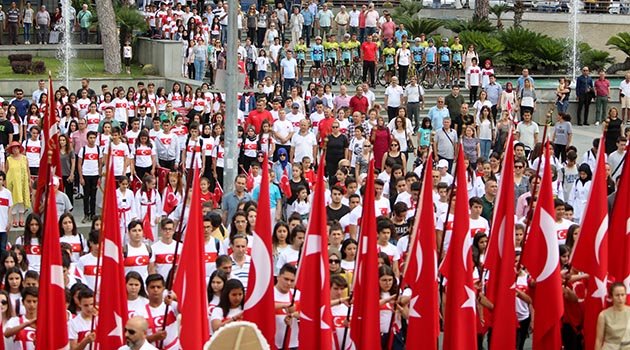 Coşkuyla kutladık