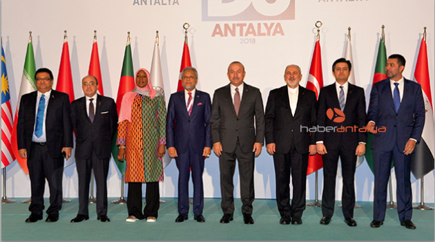D-8 Dışişleri Bakanlar Konseyi Antalya’da toplandı
