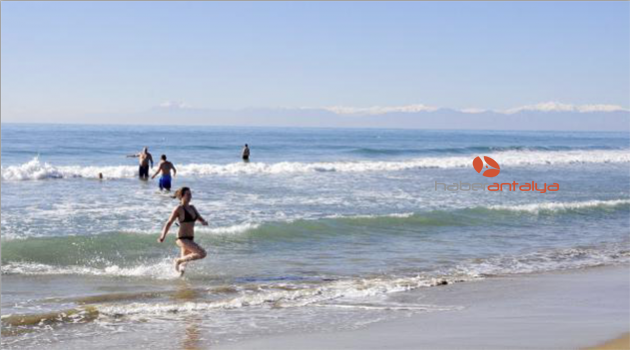 Dağlarda kar, plajda deniz keyfi