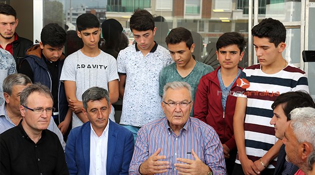 DENİZ BAYKAL CUMHURBAŞKANI ADAYINI TARİF ETTİ