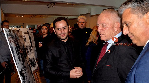 Denktaş'ın fotoğrafları Antalya'da