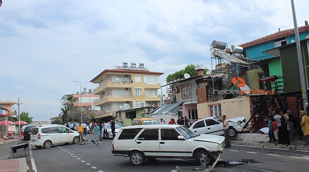 Dikkatsiz sürücüler ortalığı savaş alanına çevirdi