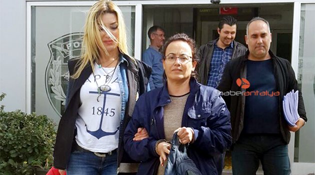 'Doktoruz' diyerek dolandırdılar